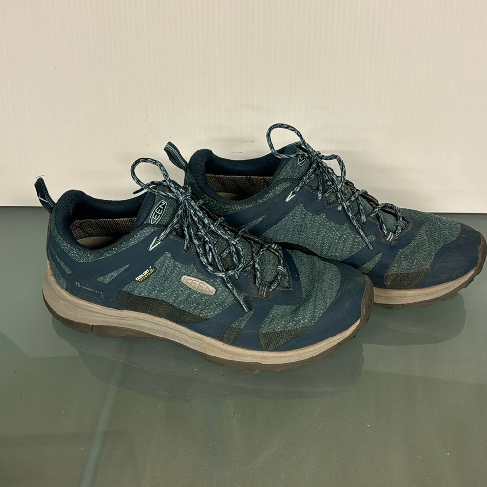 Keen Waterproof Trail Hikers